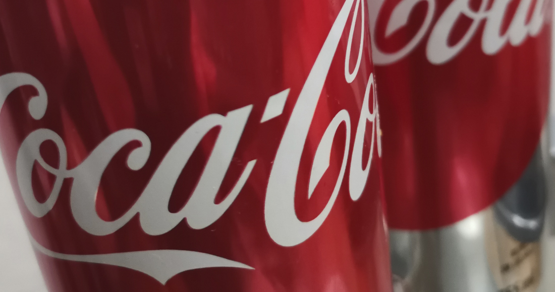 Coca Cola desafía a la NOM-051 que exige etiquetados claros y se ampara de nuevo