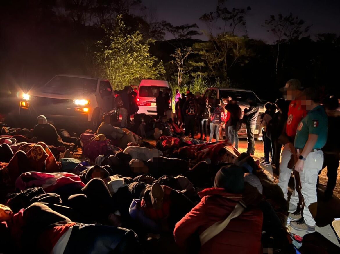 2 personas son vinculadas a proceso tras el rescate de 286 migrantes al interior de un predio en Chiapas