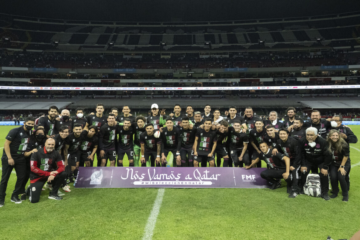 México califica al mundial de Catar 2022 tras derrotar 2-0 a El Salvador