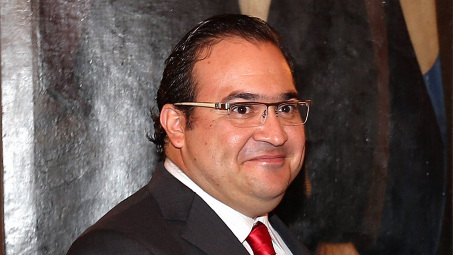 Javier Duarte obtiene amparo provisional para evitar nuevas órdenes de aprehensión