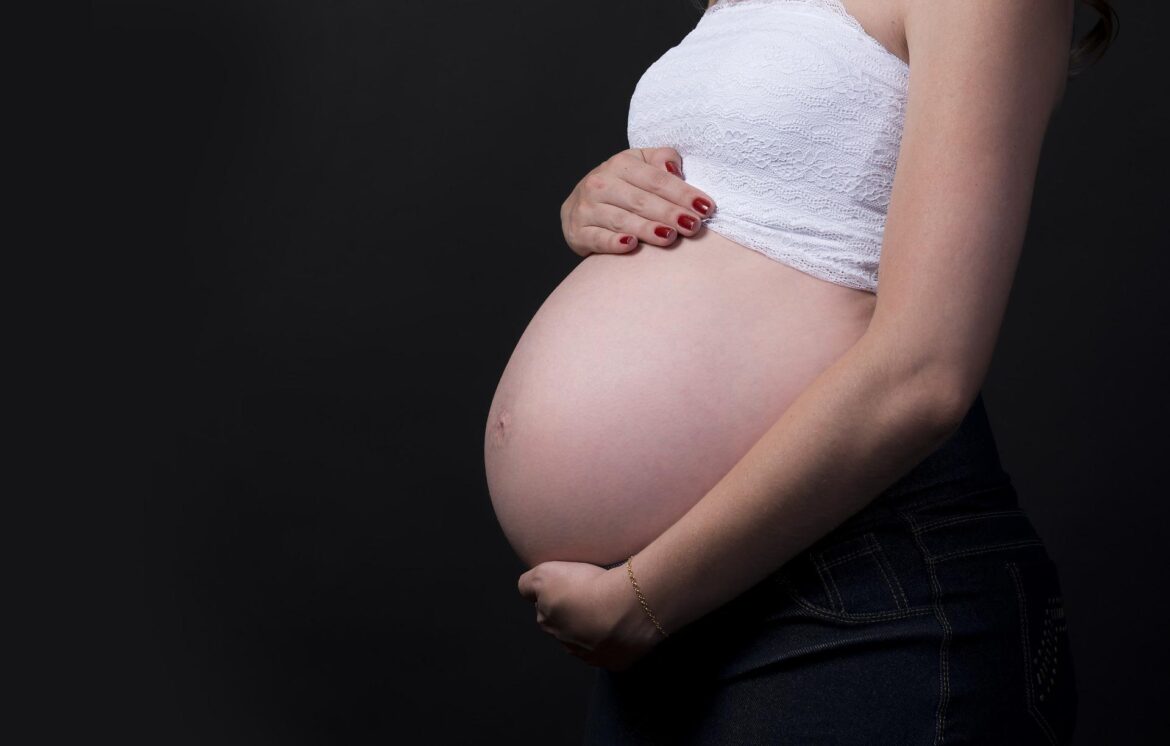 Data brokers venden información sensible de mujeres que visitan clínicas de aborto en EU: MotherBoard