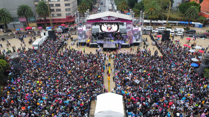 Miles de personas celebraron a López Obrador en el festival «¡Hasta Siempre Presidente! Fest»