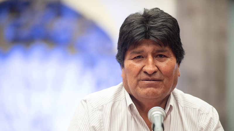 Revelan orden de aprehensión contra Evo Morales; fiscal denuncia que fue destituida por investigar el caso