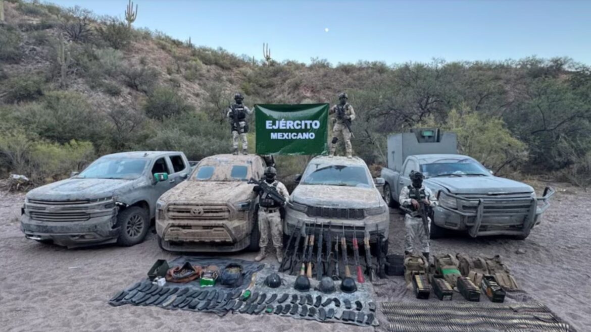 Ejército y Guardia Nacional aseguran arsenal y vehículos blindados tras enfrentamiento en Sonora