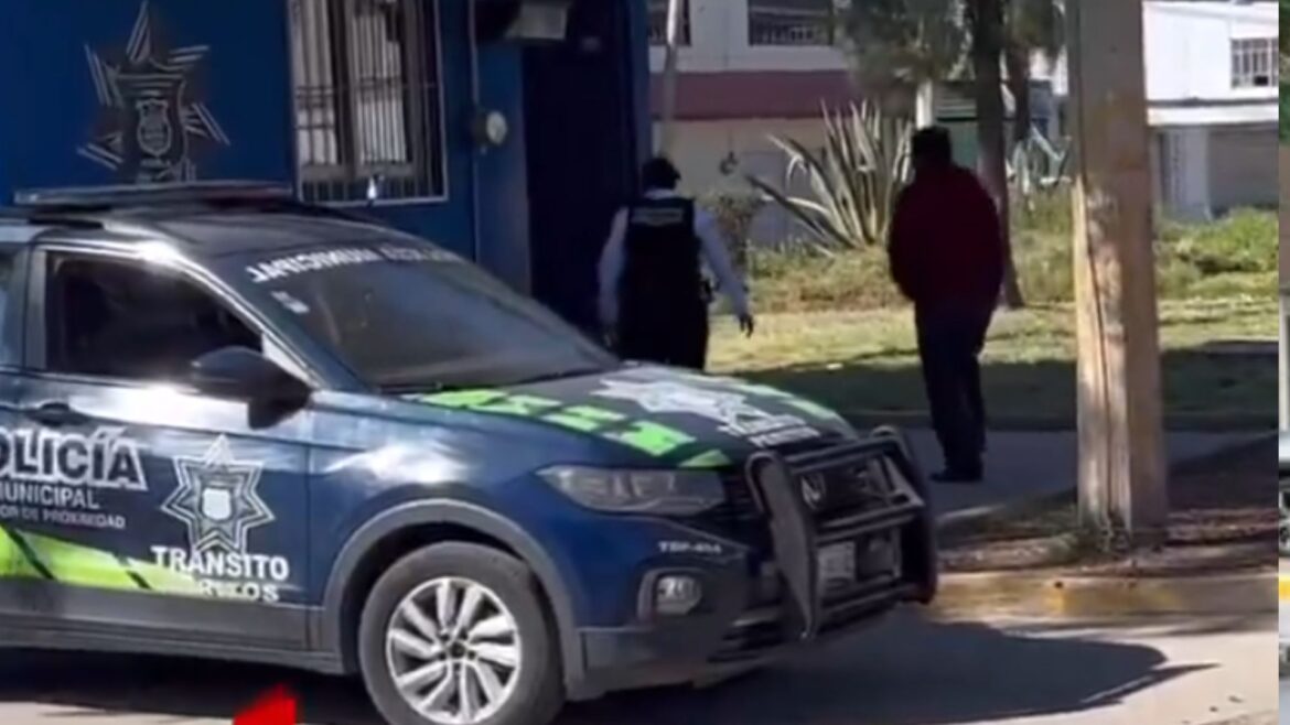 Cuatro detenidos tras enfrentamiento a balazos por robo de vehículo en San Felipe Hueyotlipan