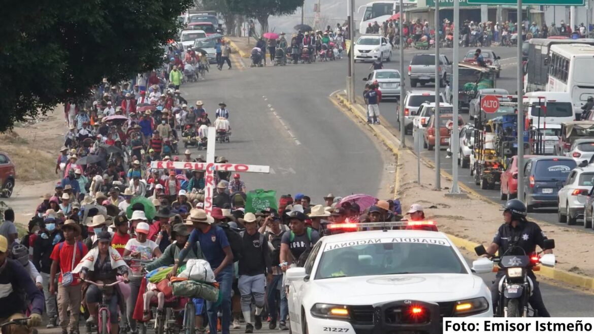 Nueva caravana migrante avanza hacia Oaxaca entre violencia y condiciones extremas