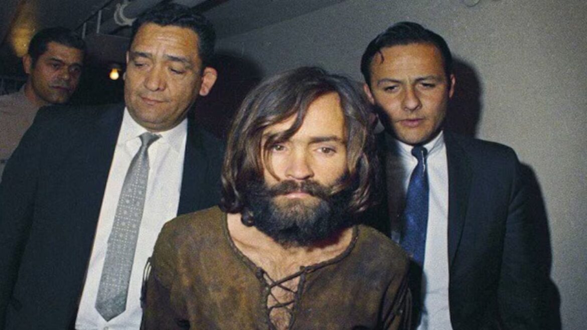 Documental revela posibles asesinatos de Charles Manson en México