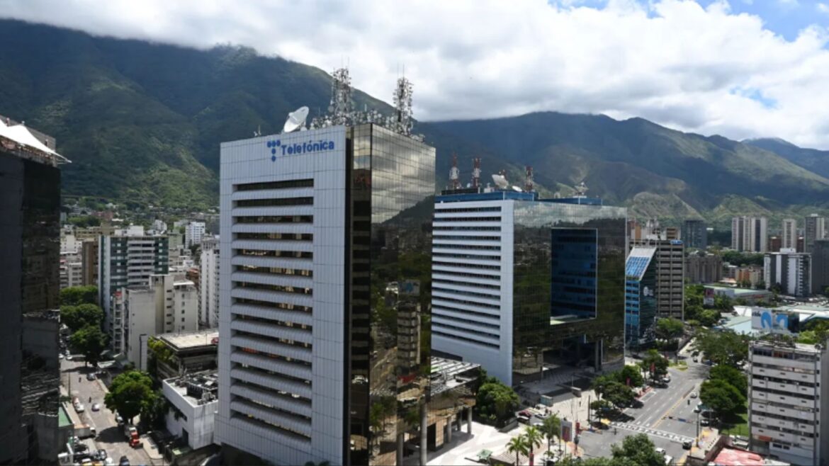 Telefónica Venezuela pagará $85.2 millones tras admitir que sobornó a funcionarios en Venezuela