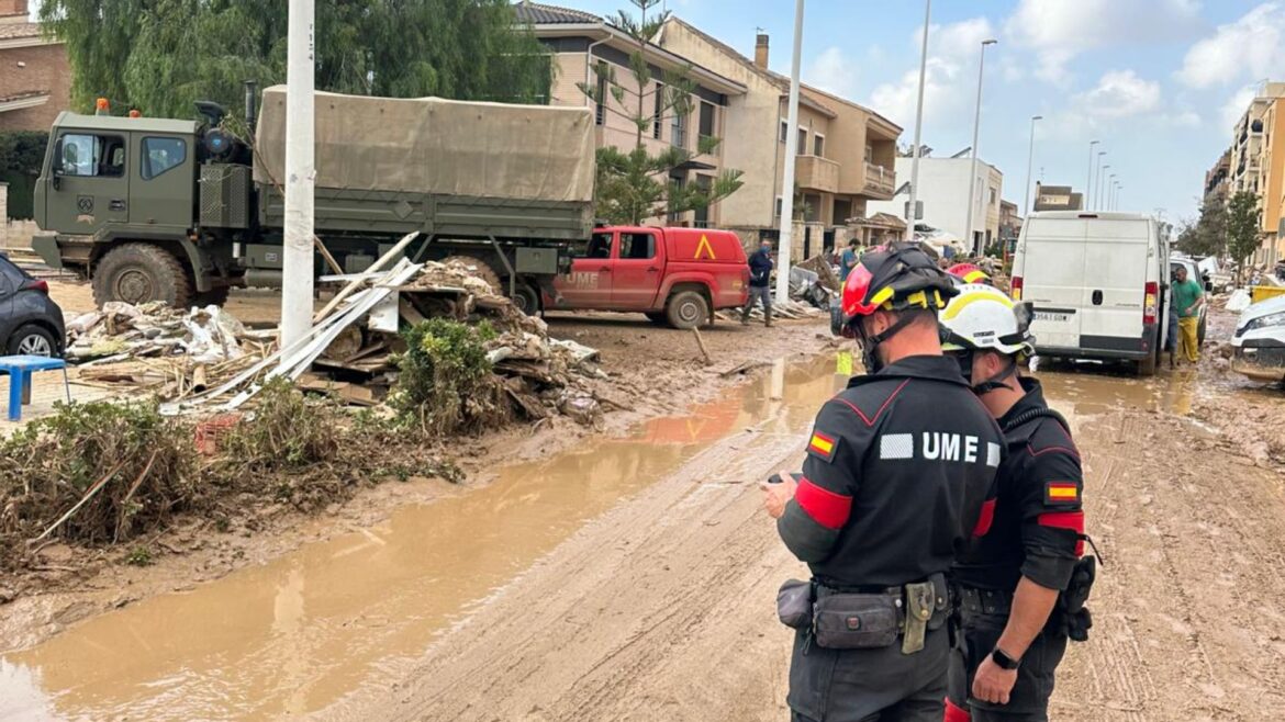 Hallan el cuerpo de un niño de 5 años en Chiva; ascienden a 219 las víctimas mortales de la DANA