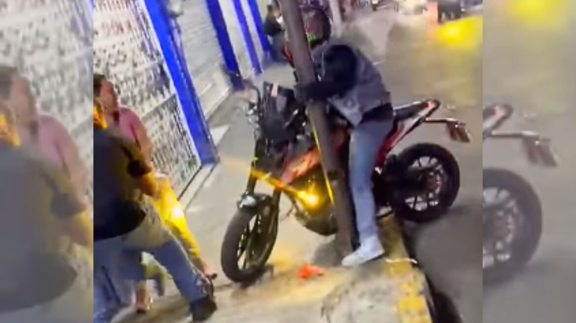 Motociclista atropella a niña durante peregrinación en honor a la Virgen de Guadalupe en Córdoba, Veracruz