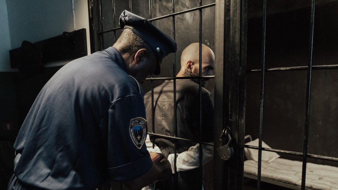 Estados Unidos transfiere a 13 mexicanos sentenciados por narcotráfico para cumplir condena en penal de Nayarit