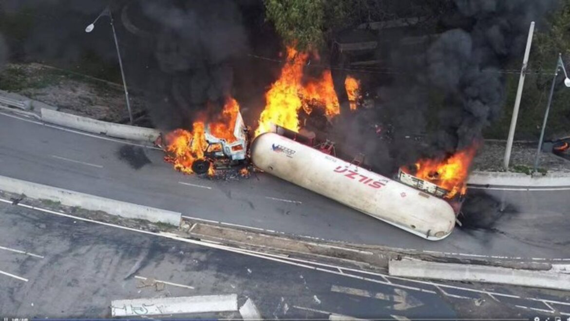 Fiscalía de la CDMX explica cómo ocurrió la explosión de pipa de gas LP en el Puente de la Concordia